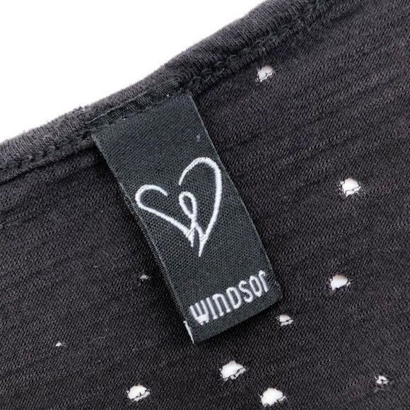 Windsor black criss cross strap hole crop top - Picture 3 of 5